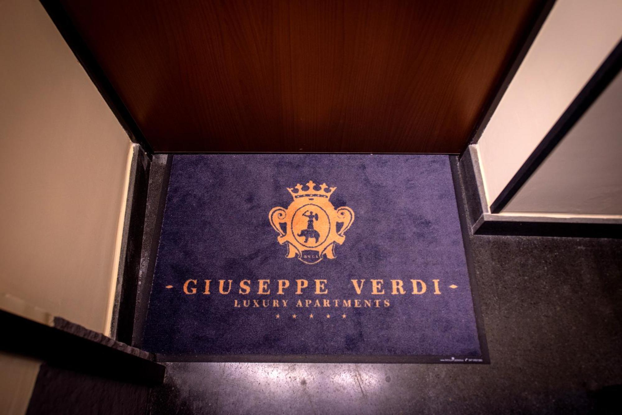 Giuseppe Verdi Luxury Apartments Catania Centro Cameră foto